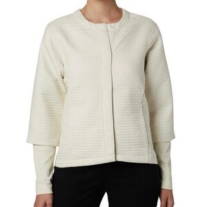 Host pick 
Columbia Women's Place to Place Jacket color Chalk, 3x 
New with tag